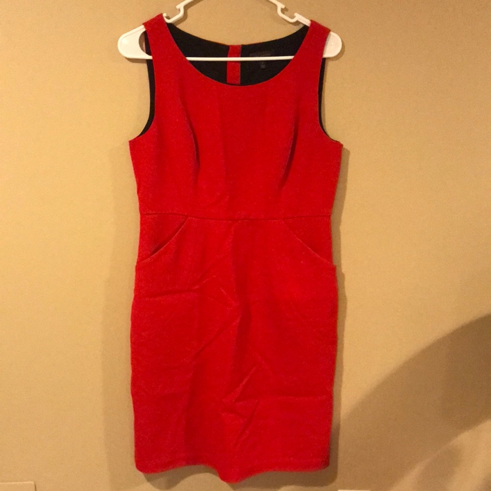 The Limited RED size 8 sleeveless dress with front pockets.